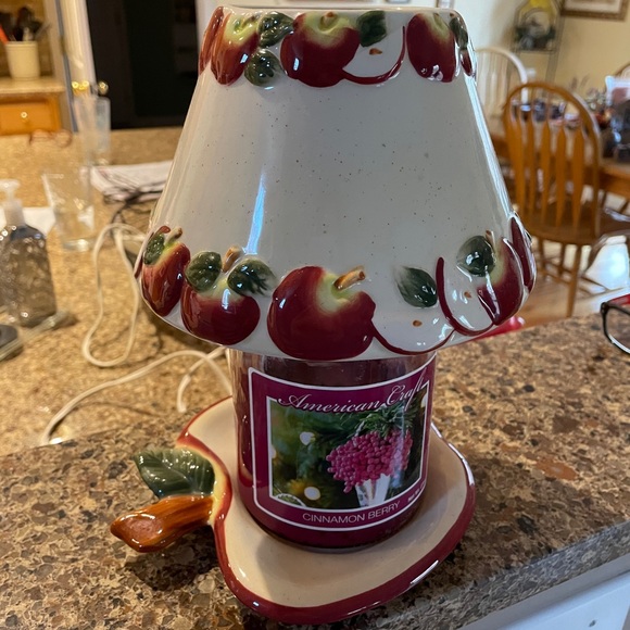 Yankee candle apple candle shade and plate